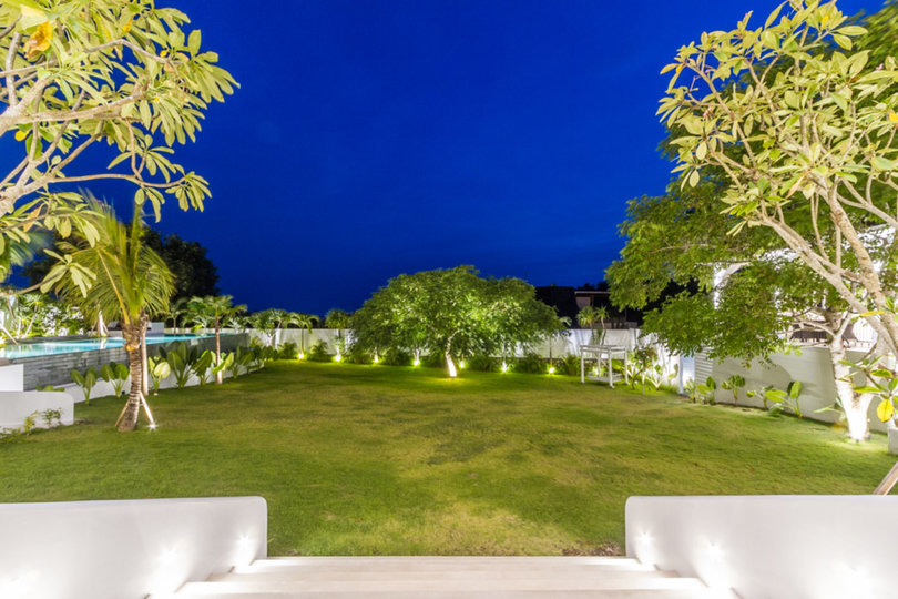 Ailenizin Muhteşem Okyanus Manzaralı Lüks 5 Yatak Odalı Tatil Villası Kiraladığını Hayal Edin, Bali Villa 2114