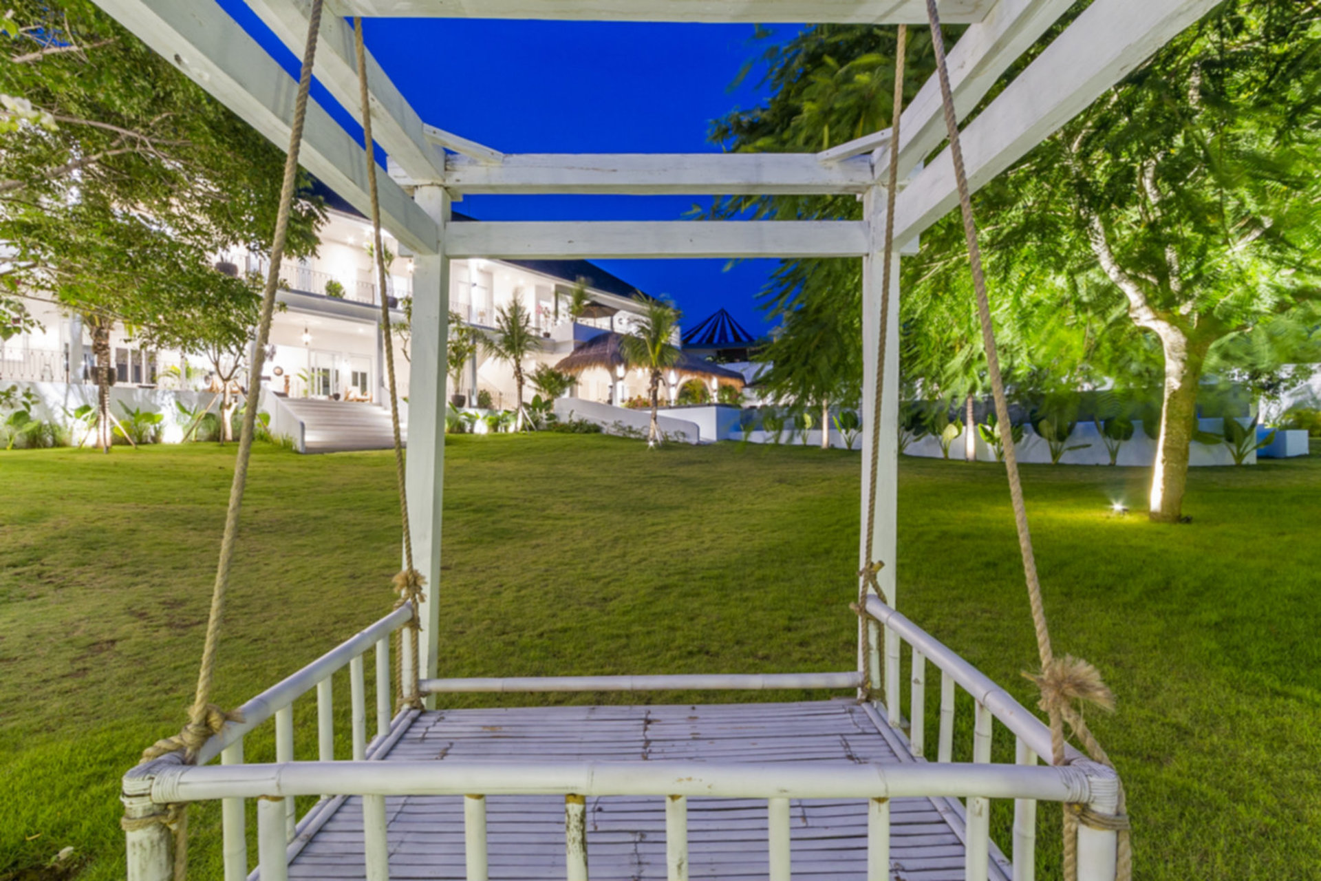Ailenizin Muhteşem Okyanus Manzaralı Lüks 5 Yatak Odalı Tatil Villası Kiraladığını Hayal Edin, Bali Villa 2114