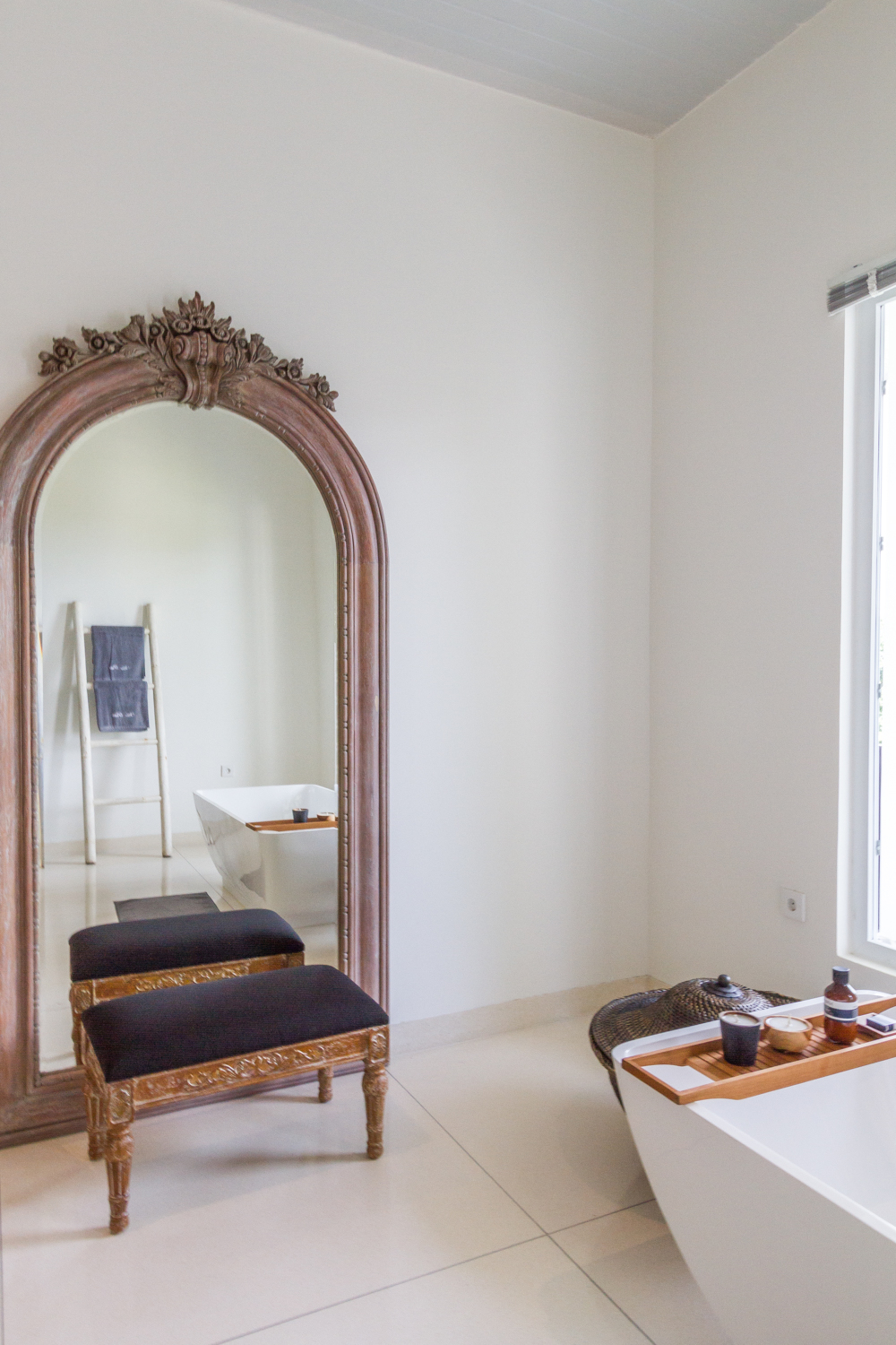 Ailenizin Muhteşem Okyanus Manzaralı Lüks 5 Yatak Odalı Tatil Villası Kiraladığını Hayal Edin, Bali Villa 2114