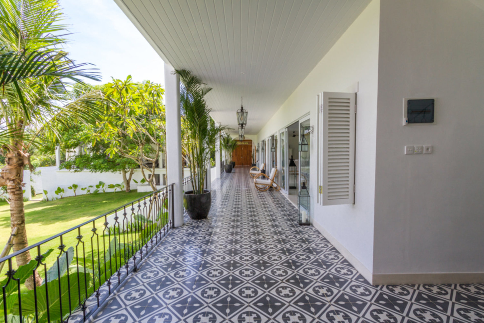 Ailenizin Muhteşem Okyanus Manzaralı Lüks 5 Yatak Odalı Tatil Villası Kiraladığını Hayal Edin, Bali Villa 2114