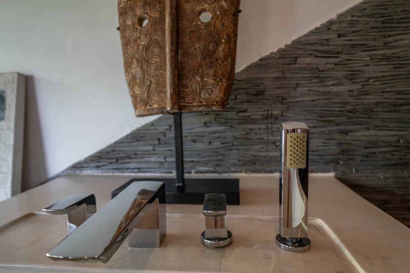 Ailenizin Double Six Beach'e Yakın 4 Yatak Odalı Lüks Bir Tatil Villası Kiraladığını Hayal Edin, Bali Villa 2116