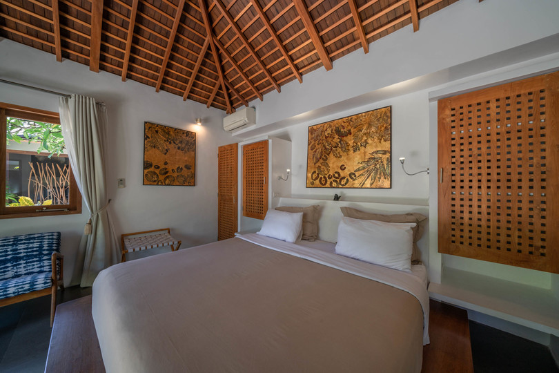 Ailenizin Double Six Beach'e Yakın 4 Yatak Odalı Lüks Bir Tatil Villası Kiraladığını Hayal Edin, Bali Villa 2116