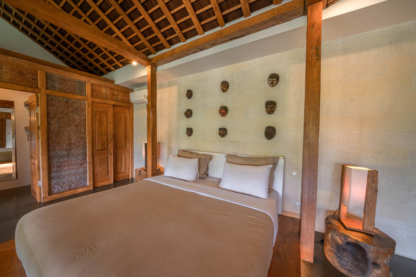 Ailenizin Double Six Beach'e Yakın 4 Yatak Odalı Lüks Bir Tatil Villası Kiraladığını Hayal Edin, Bali Villa 2116