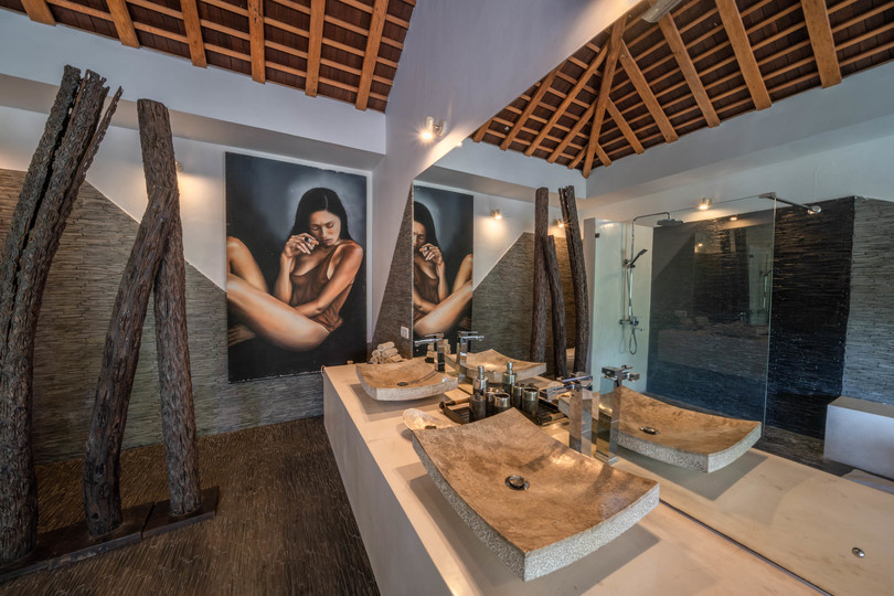 Ailenizin Double Six Beach'e Yakın 4 Yatak Odalı Lüks Bir Tatil Villası Kiraladığını Hayal Edin, Bali Villa 2116
