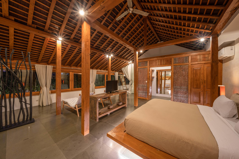 Ailenizin Double Six Beach'e Yakın 4 Yatak Odalı Lüks Bir Tatil Villası Kiraladığını Hayal Edin, Bali Villa 2116