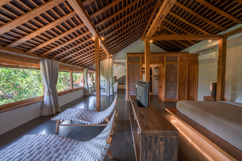 Ailenizin Double Six Beach'e Yakın 4 Yatak Odalı Lüks Bir Tatil Villası Kiraladığını Hayal Edin, Bali Villa 2116