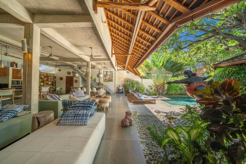 Ailenizin Double Six Beach'e Yakın 4 Yatak Odalı Lüks Bir Tatil Villası Kiraladığını Hayal Edin, Bali Villa 2116
