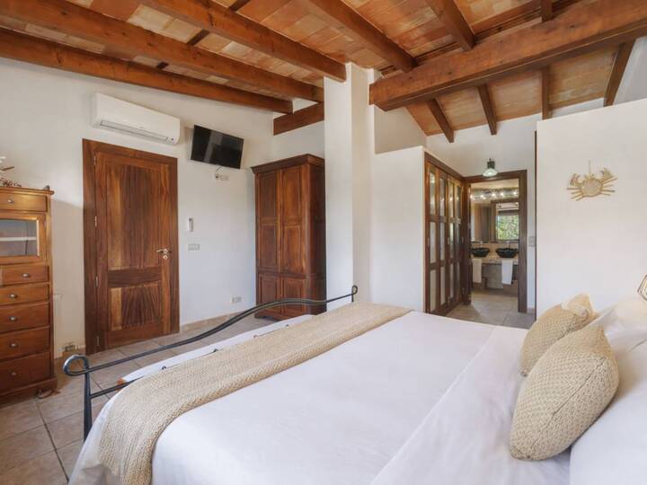Balear Adaları'nda Gizli Lüks Tatil Köyü, 1623