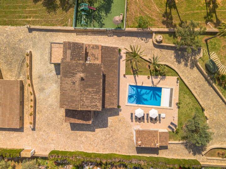 Balear Adaları'nda Gizli Lüks Tatil Köyü, 1623