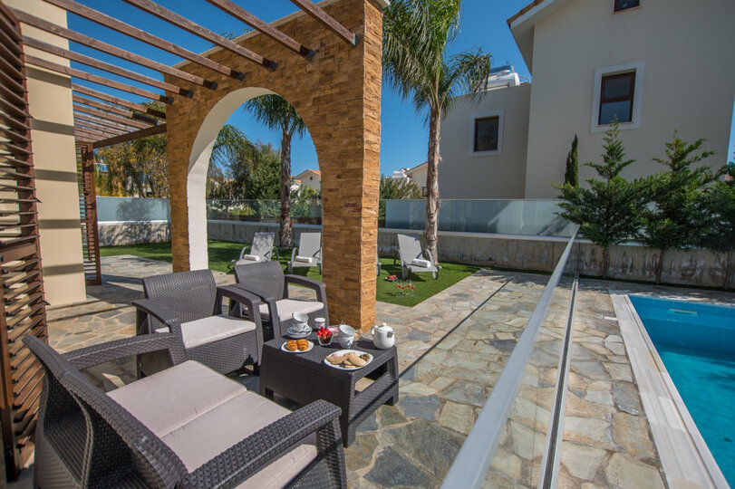 Gazimağusa ve Güzel plajlarına birkaç dakika mesafedeki Güzel Tatil Villanız, Gazimağusa Villa 1021