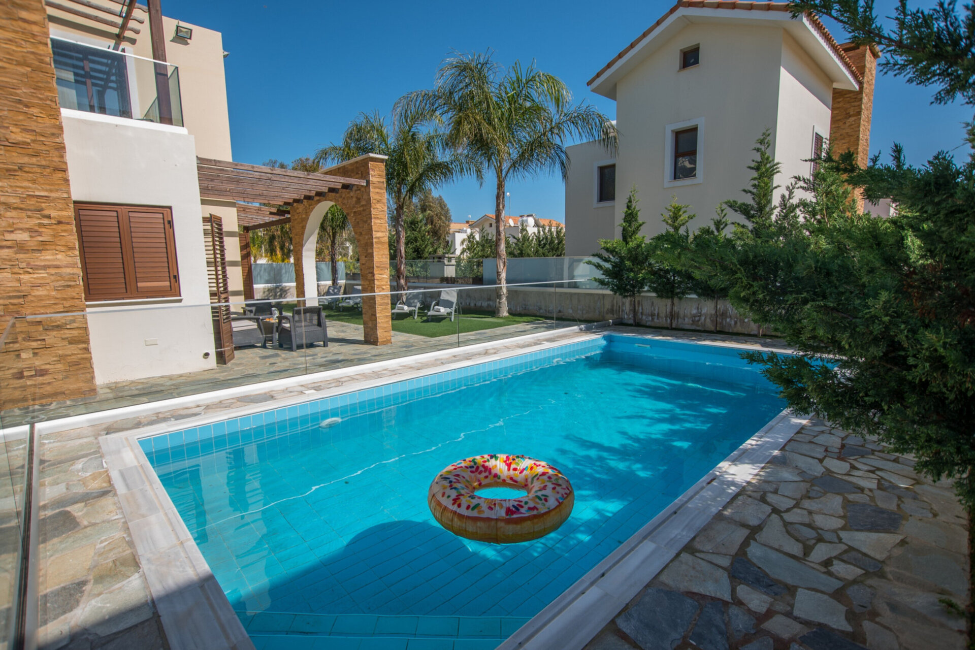 Gazimağusa ve Güzel plajlarına birkaç dakika mesafedeki Güzel Tatil Villanız, Gazimağusa Villa 1021