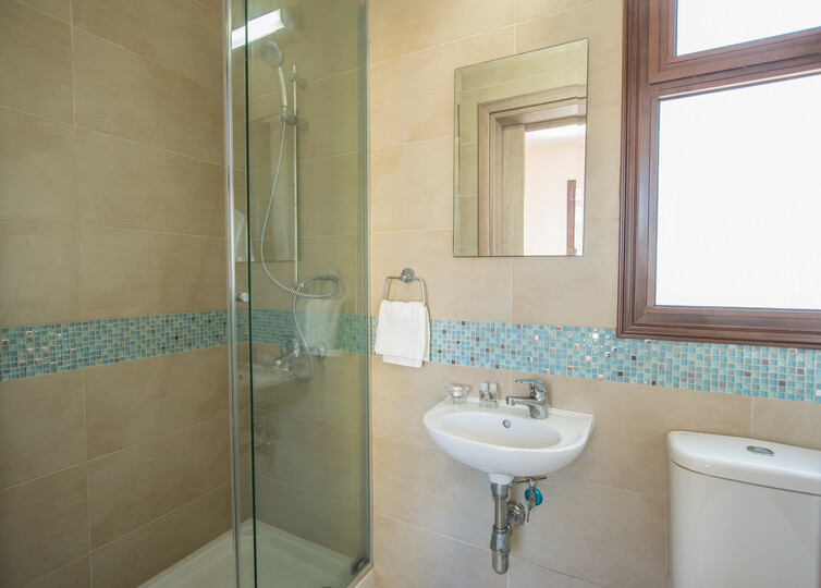 Gazimağusa ve Güzel plajlarına birkaç dakika mesafedeki Güzel Tatil Villanız, Gazimağusa Villa 1021