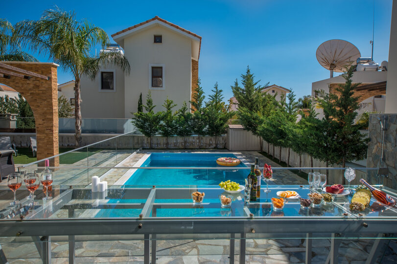 Gazimağusa ve Güzel plajlarına birkaç dakika mesafedeki Güzel Tatil Villanız, Gazimağusa Villa 1021