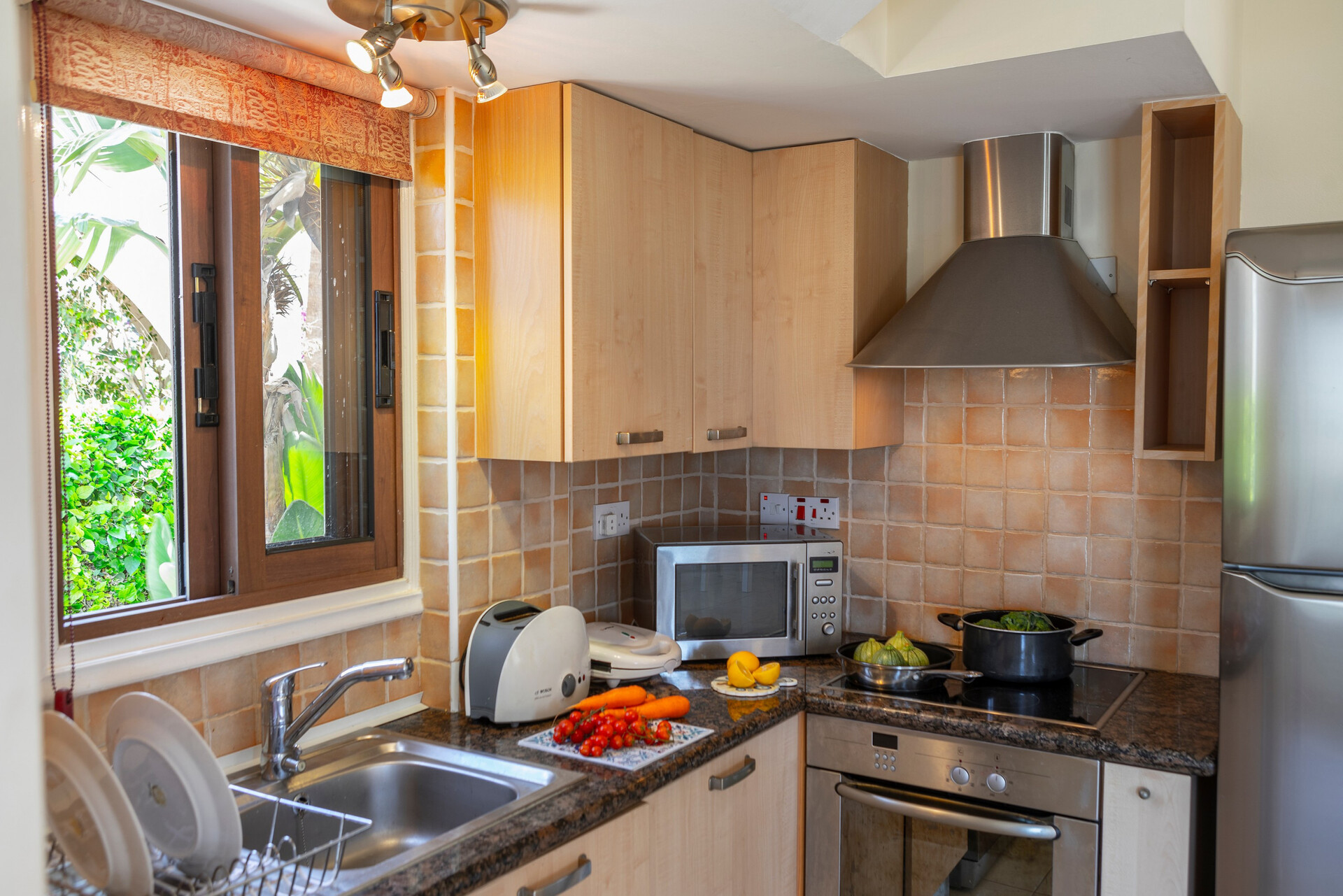 Sahilde Lüks 4 Yatak Odalı Villanızı Kiralamak İçin En İyi Kılavuz, Gazimağusa Villa 1022