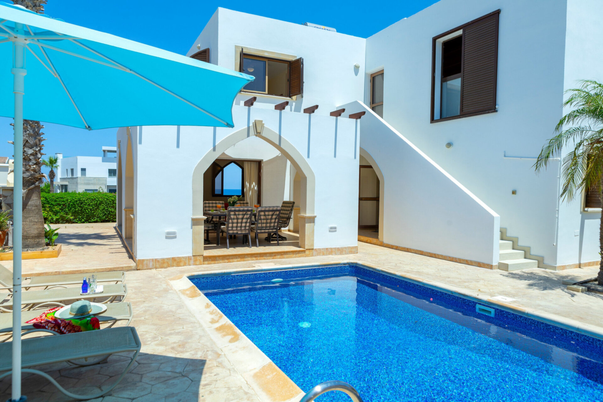 Sahilde Lüks 4 Yatak Odalı Villanızı Kiralamak İçin En İyi Kılavuz, Gazimağusa Villa 1022