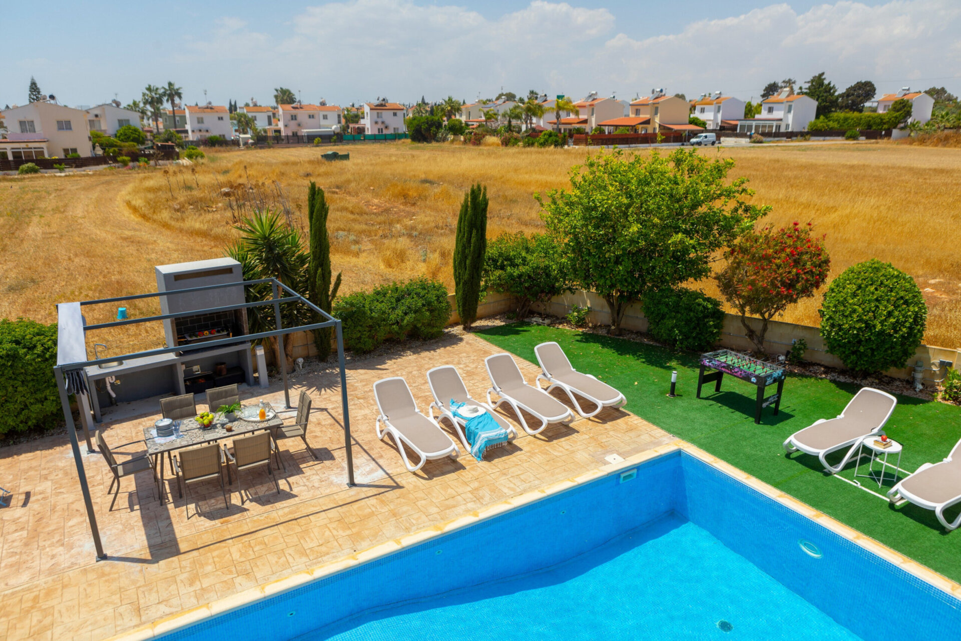 Siz ve Aileniz, Gazimağusa'nın güzel kasabasına yakın olan bu Villaya bayılacaksınız, Gazimağusa Villa 1023