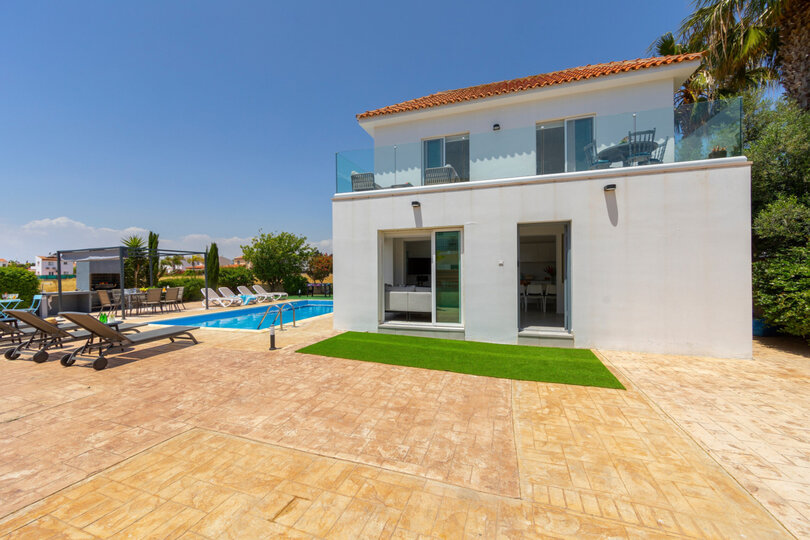 Siz ve Aileniz, Gazimağusa'nın güzel kasabasına yakın olan bu Villaya bayılacaksınız, Gazimağusa Villa 1023