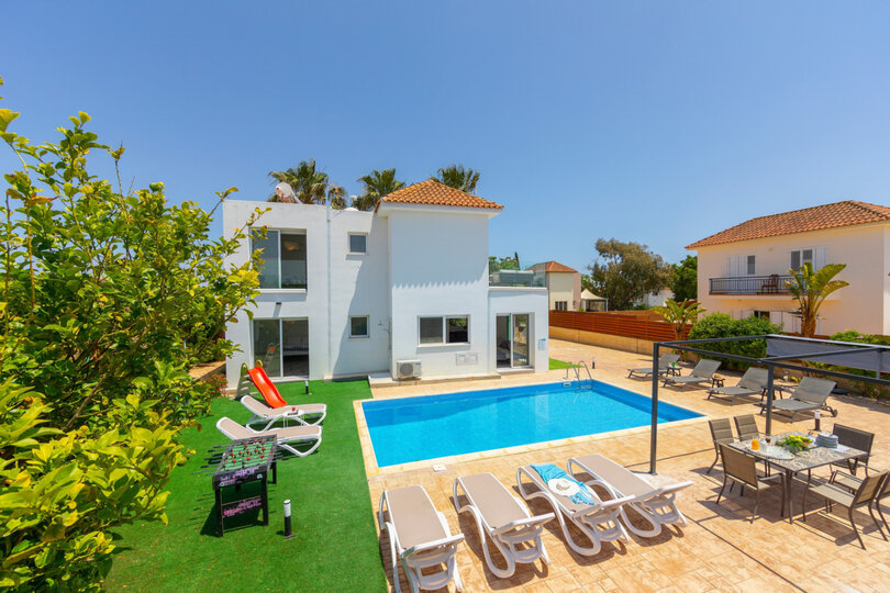 Siz ve Aileniz, Gazimağusa'nın güzel kasabasına yakın olan bu Villaya bayılacaksınız, Gazimağusa Villa 1023
