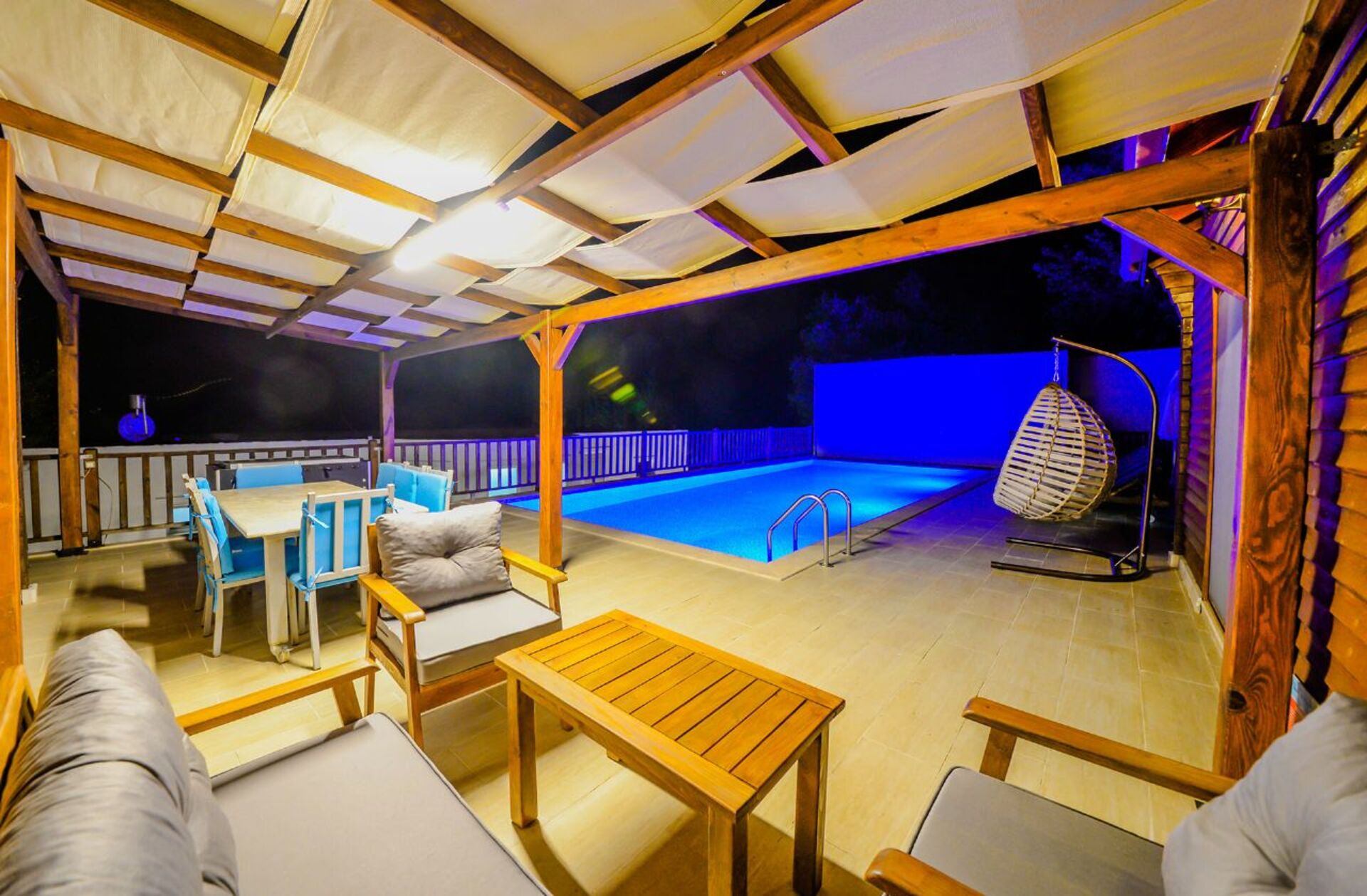Nefes Kesen Manzaralı Özel Villa, Kalkan Villa 1070