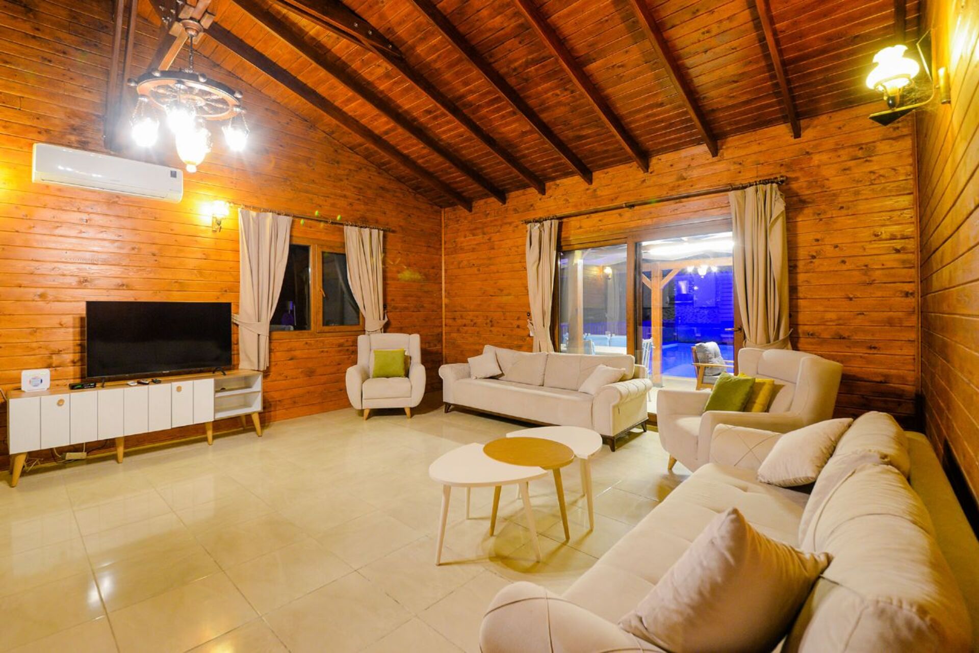Nefes Kesen Manzaralı Özel Villa, Kalkan Villa 1070