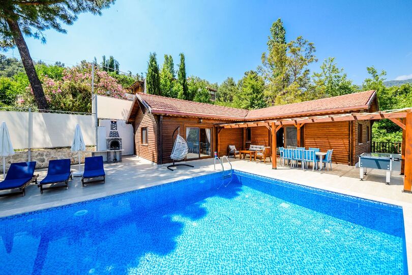 Nefes Kesen Manzaralı Özel Villa, Kalkan Villa 1070