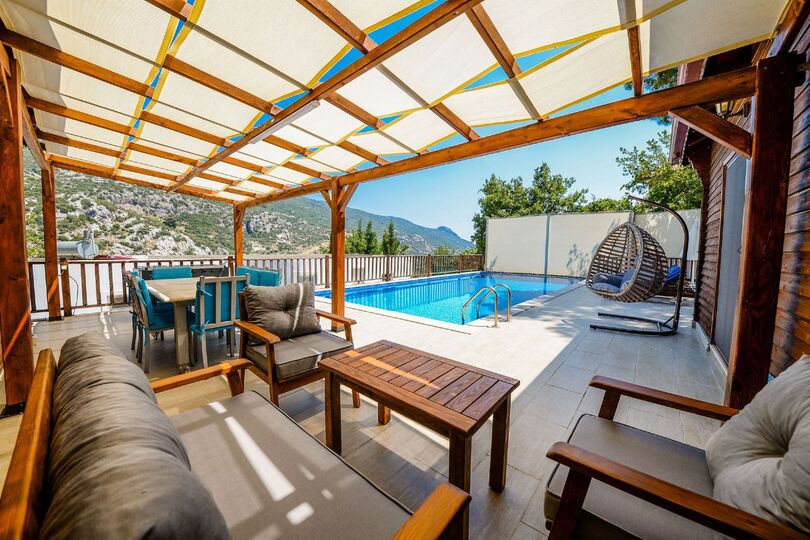 Nefes Kesen Manzaralı Özel Villa, Kalkan Villa 1070