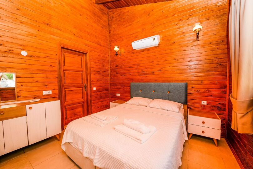 Nefes Kesen Manzaralı Özel Villa, Kalkan Villa 1070
