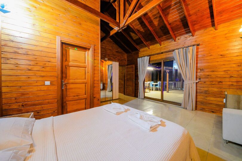 Nefes Kesen Manzaralı Özel Villa, Kalkan Villa 1070