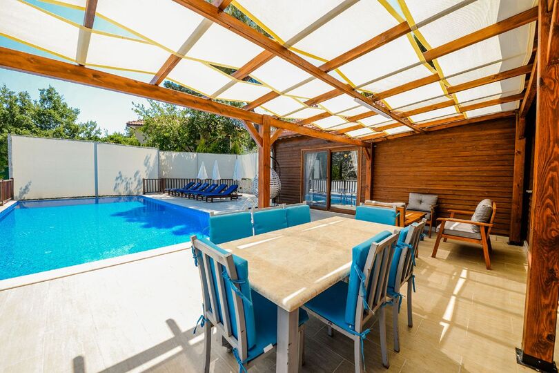 Nefes Kesen Manzaralı Özel Villa, Kalkan Villa 1070