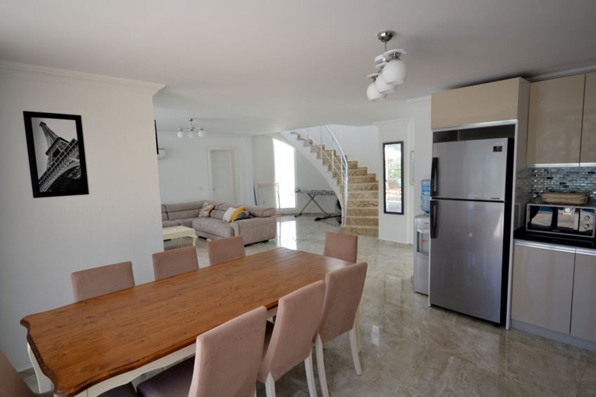Kalkan Villa 1071'de 4 Yatak Odalı Lüks Villanızı Kiralayın