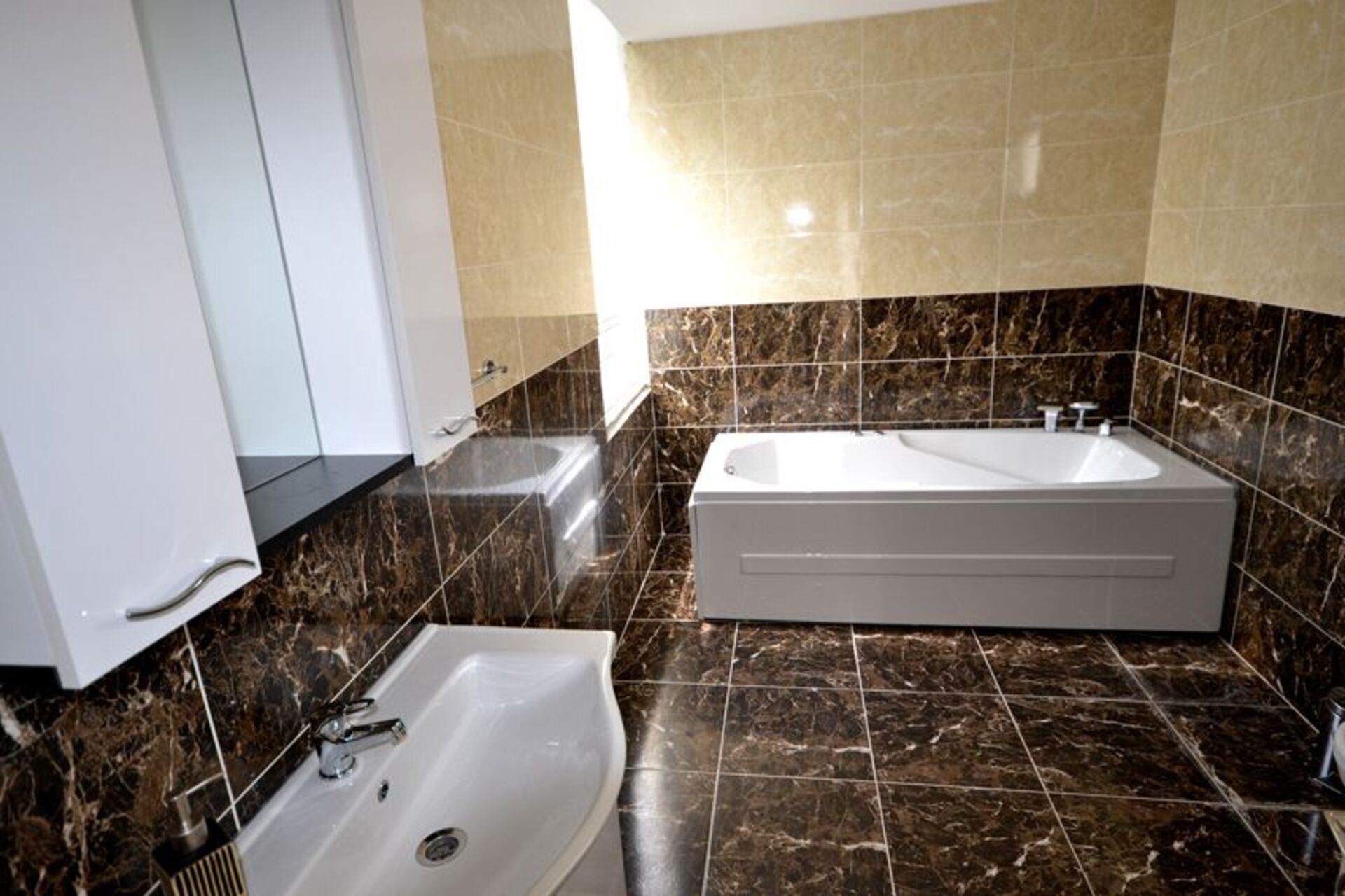 Kalkan Villa 1071'de 4 Yatak Odalı Lüks Villanızı Kiralayın