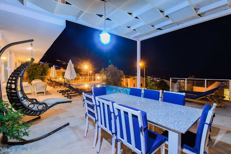 Muhteşem Manzaralı En İyi Villa, Antalya Villa 1072