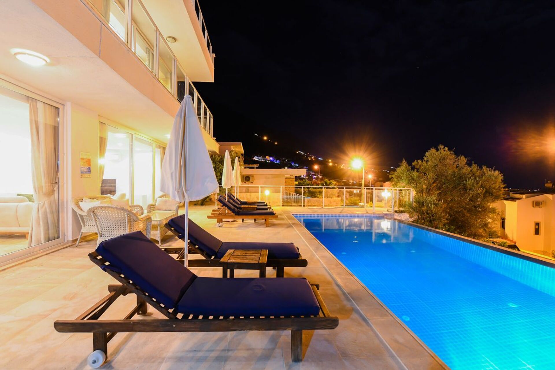 Muhteşem Manzaralı En İyi Villa, Antalya Villa 1072