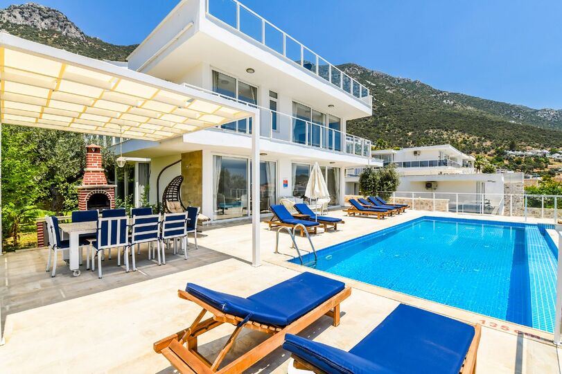 Muhteşem Manzaralı En İyi Villa, Antalya Villa 1072