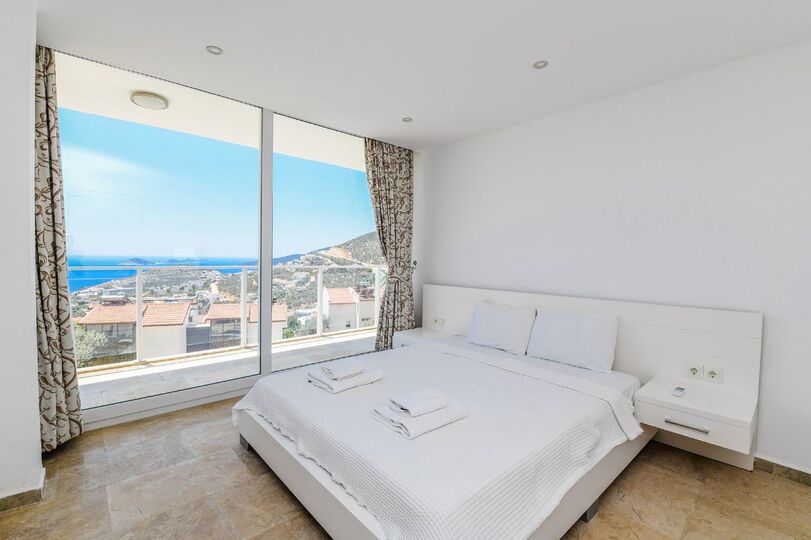 Muhteşem Manzaralı En İyi Villa, Antalya Villa 1072