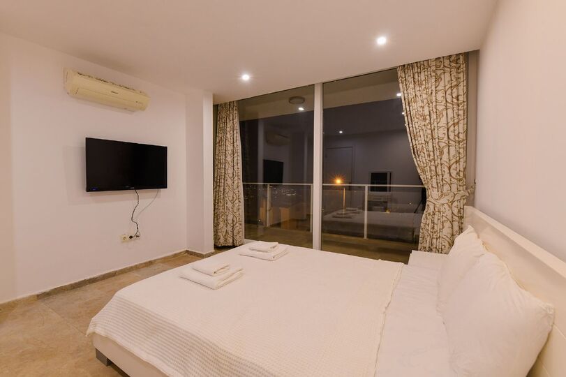 Muhteşem Manzaralı En İyi Villa, Antalya Villa 1072
