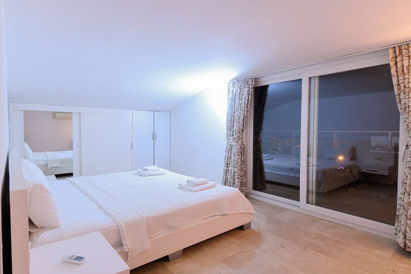 Muhteşem Manzaralı En İyi Villa, Antalya Villa 1072