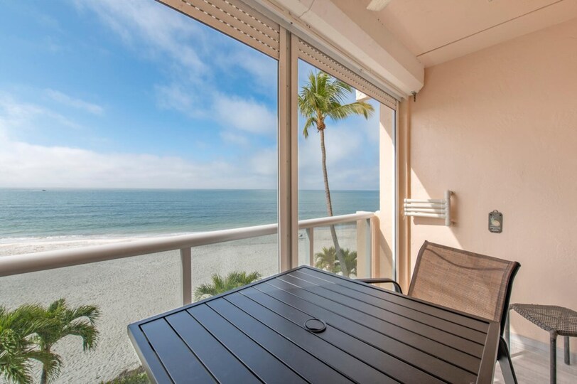 Leonardo Arms'ın En Prestijli Bölgelerinden Birinde 5 Yıldızlı Daire, Florida Condo 5950