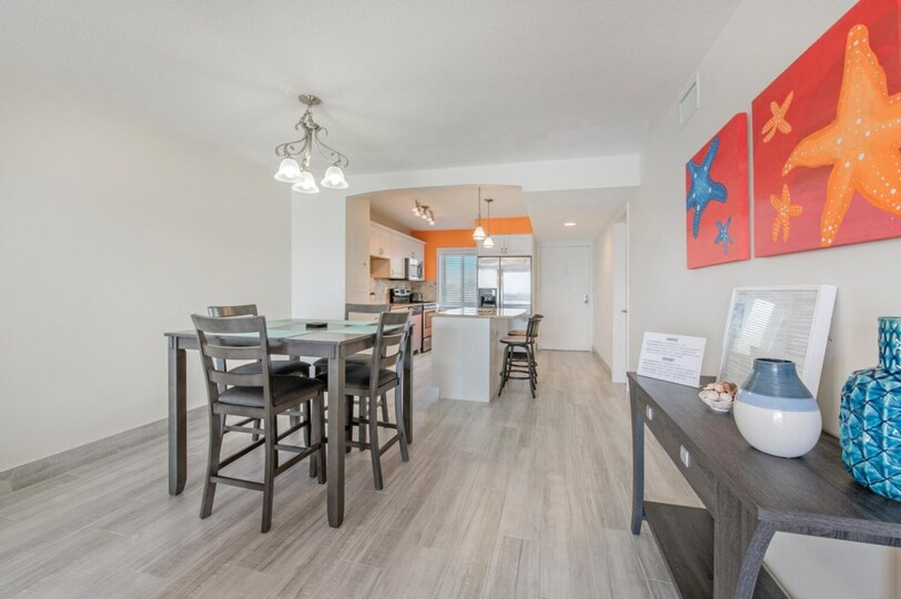 Leonardo Arms'ın En Prestijli Bölgelerinden Birinde 5 Yıldızlı Daire, Florida Condo 5950