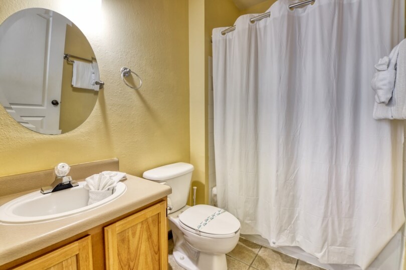 Runaway Beach Club'da Lüks Çağdaş Tarzda Daire, Florida Condo 5984
