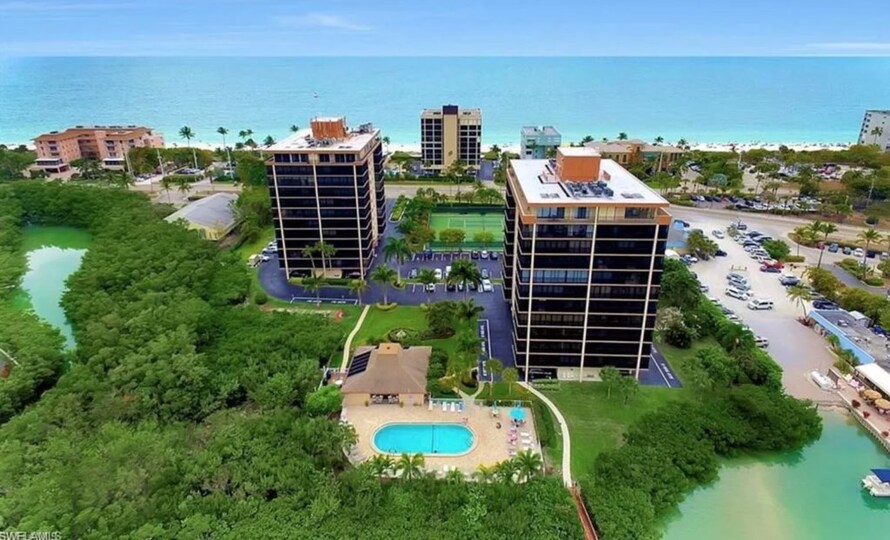 Prestijli Tatil Yerlerinden Birinde Özel Daire, Sea Isles, Florida Daire 5957