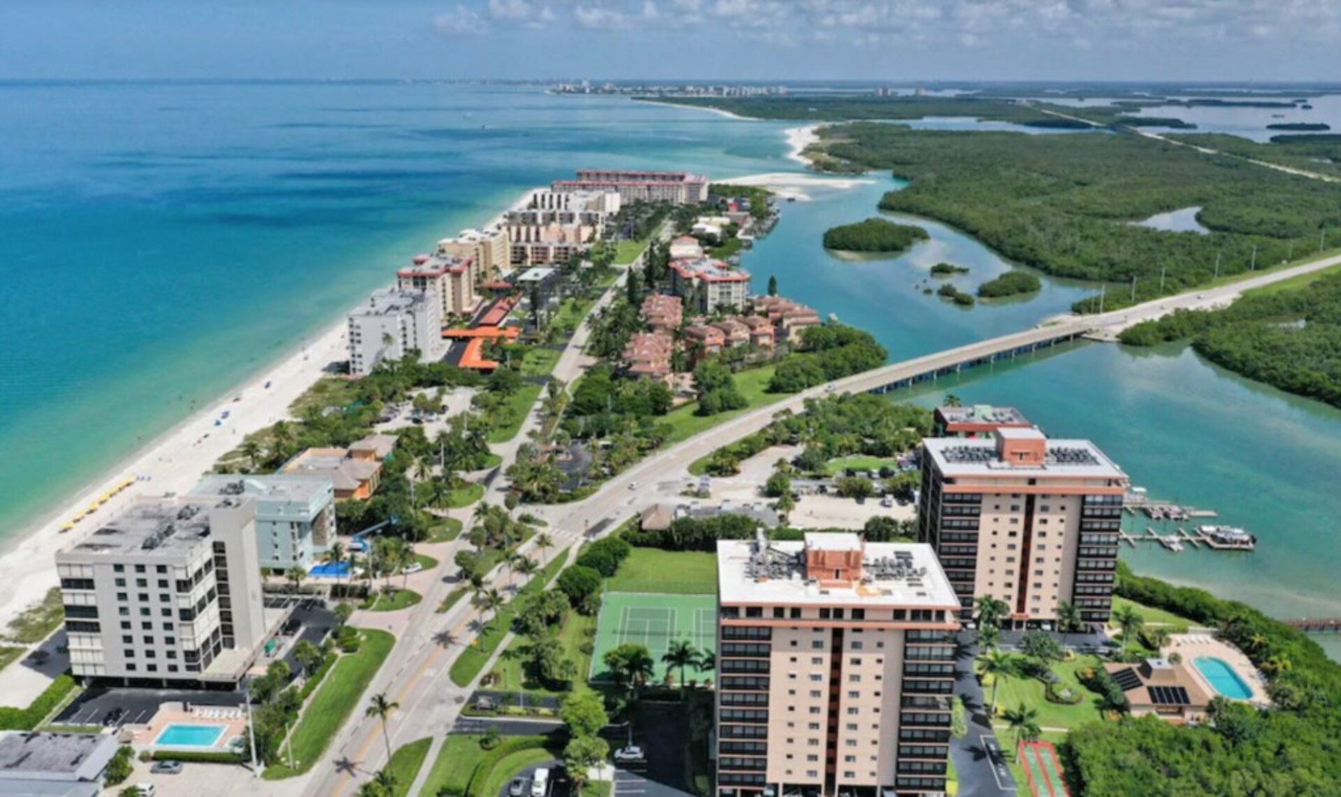 Prestijli Tatil Yerlerinden Birinde Özel Daire, Sea Isles, Florida Daire 5957