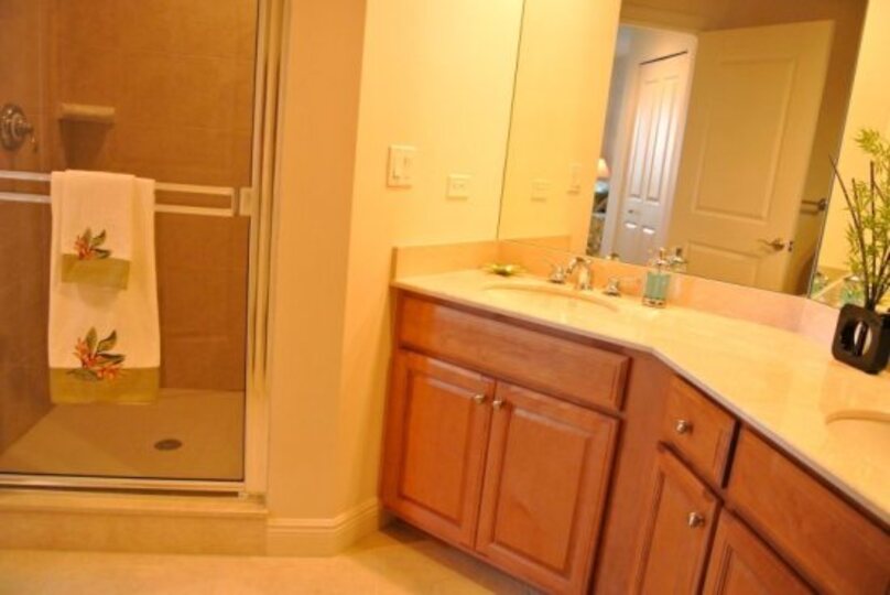 Bay Beach, Florida Condo 5959'da Waterside'da Nihai 2 Yatak Odalı Daire