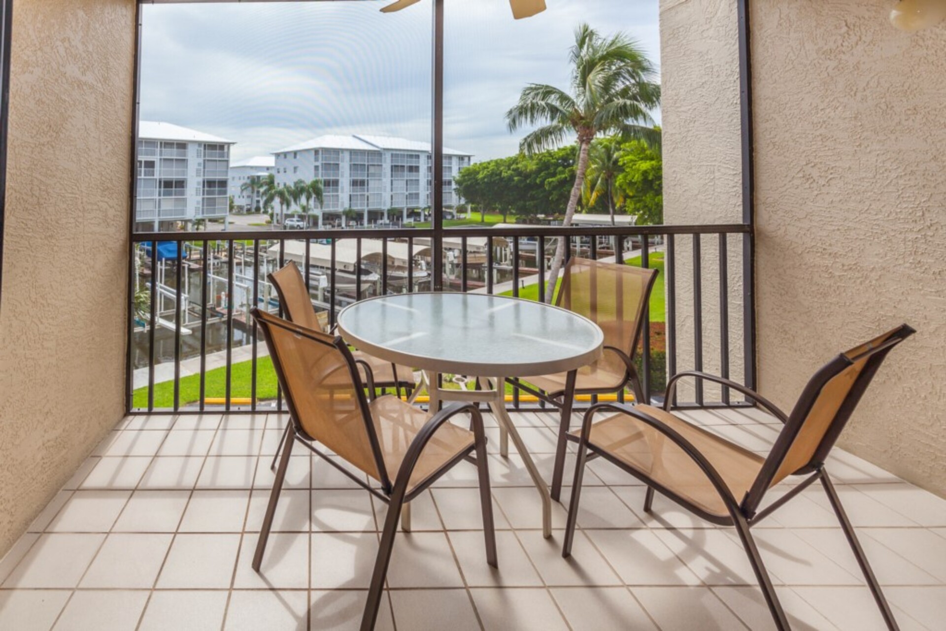 Santa Maria Harbour Resort'ta Exclusive Holiday Condo, Disney'den birkaç dakika, Florida Condo 5967