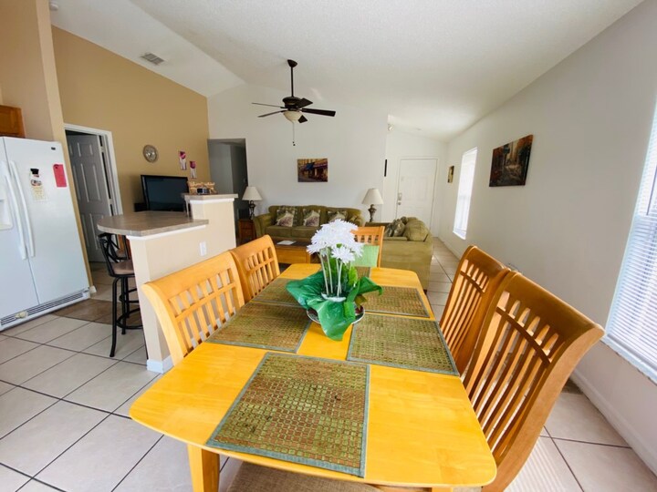 West Haven, Florida'daki The Abbey'de En İyi 3 Yatak Odalı Villa Villa 5994