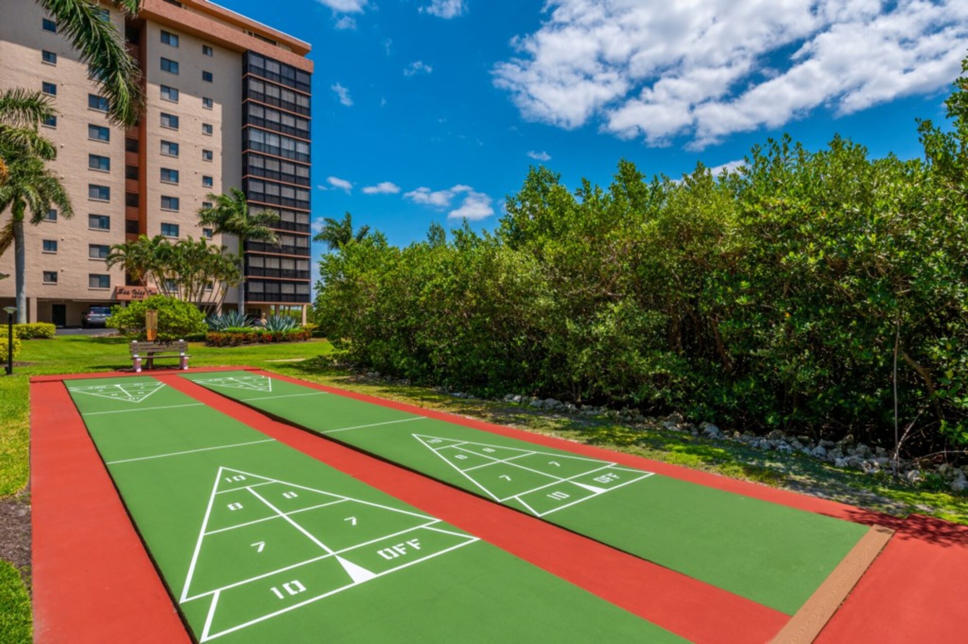 Sea Isles, Florida'da Nihai 2 Yatak Odalı Daire 5936