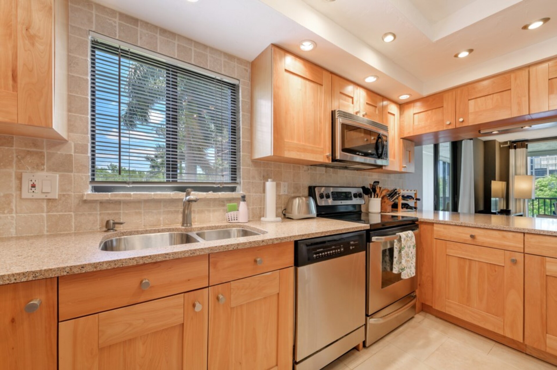 Sea Isles, Florida'da Nihai 2 Yatak Odalı Daire 5936