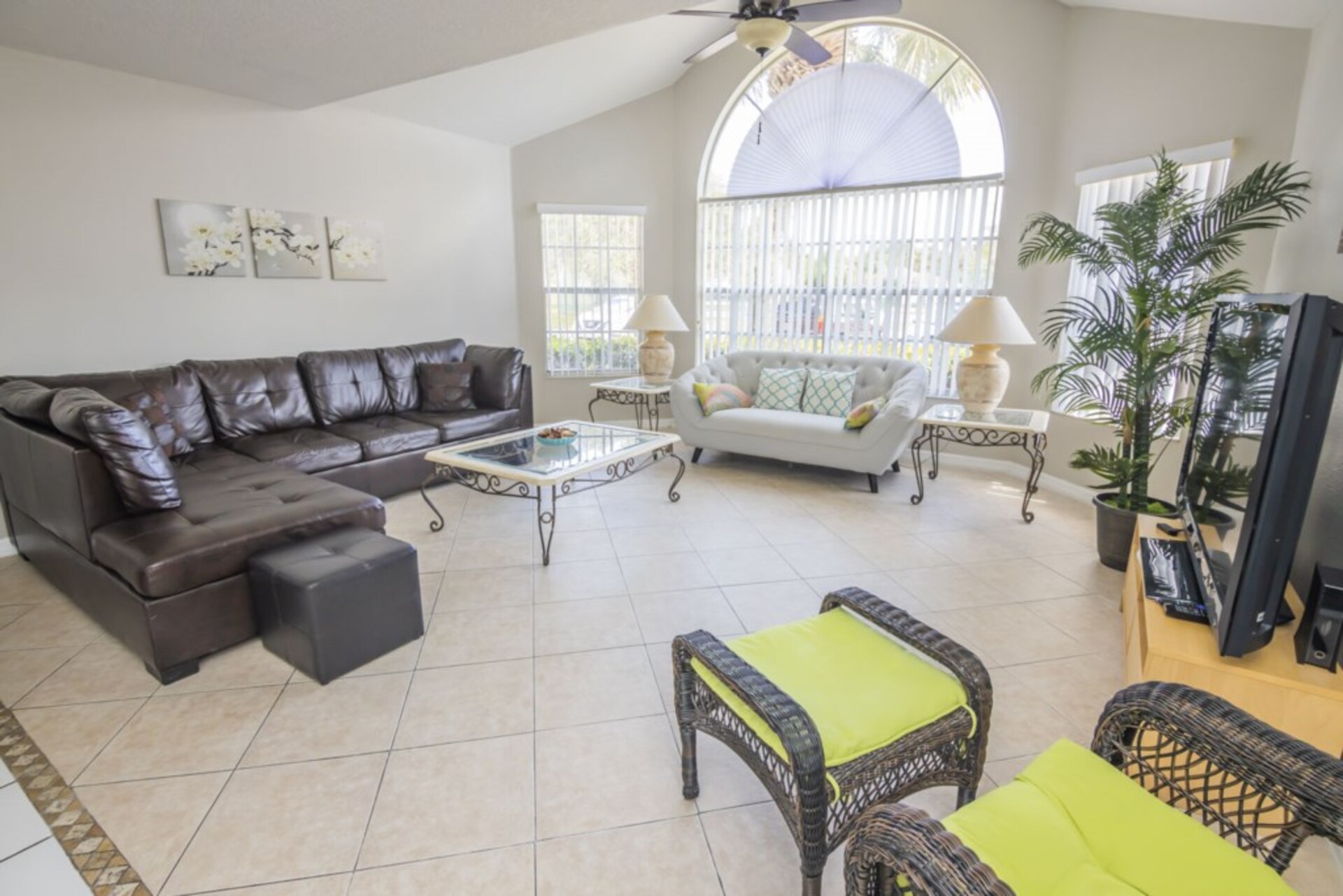 En Prestijli Tatil Yerlerinden Birinde Özel Daire, Florida Condo 6009