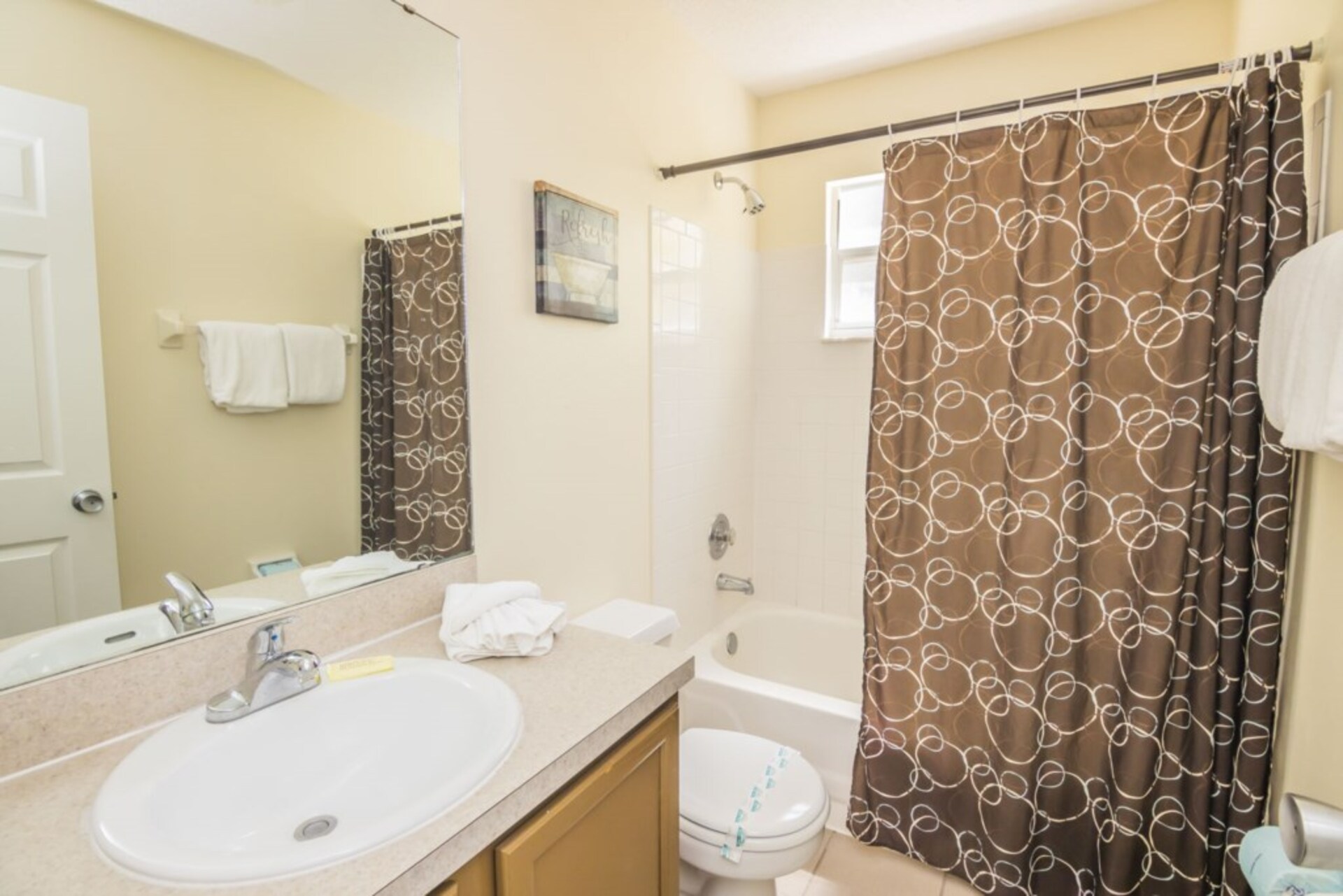 Royal Palm Bay'de Lüks Çağdaş Tarzda Daire, Florida Condo 6012