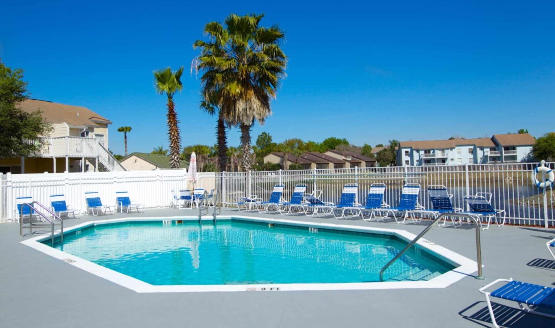 Island Club'daki Villalarda Lüks Çağdaş Tarzda Daire, Florida Condo 6017